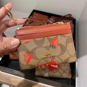 NWT Coach Mini Skinny Id Case In Signature Canvas With Wild Strawberry Print